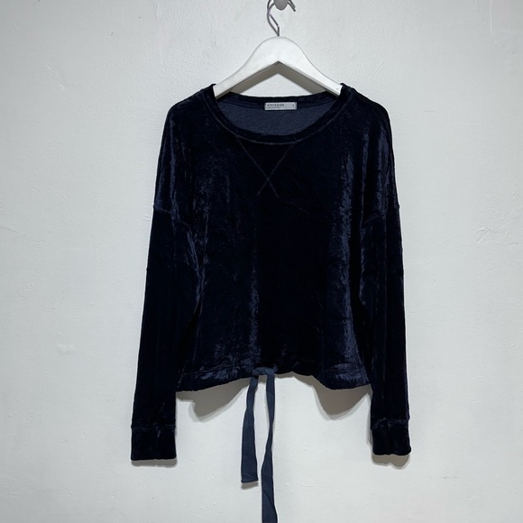 Stateside Deep Navy Blue Velvet Women’s Sweatshirt Size Small - Picture 6 of 9